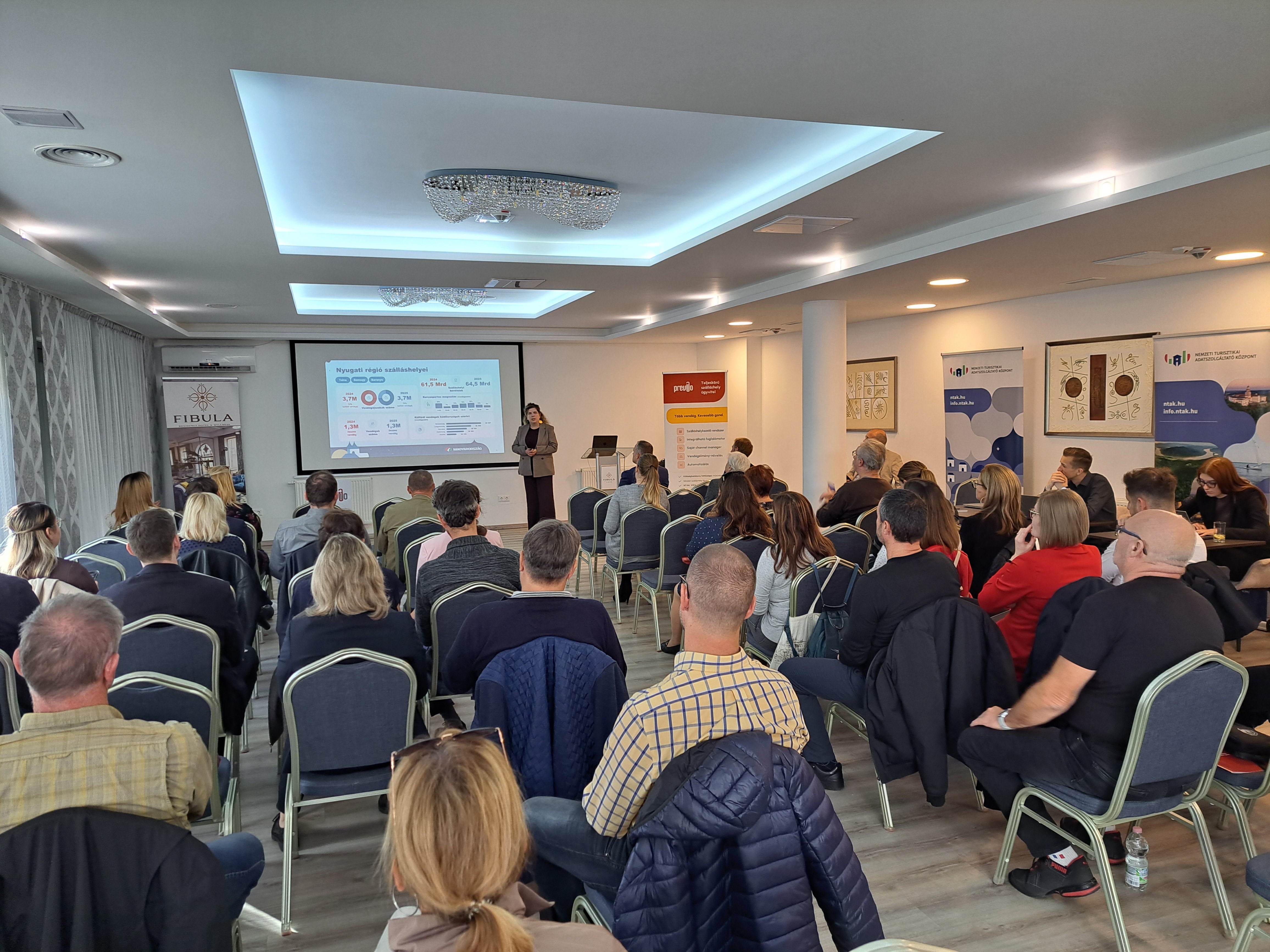 Országjáró szakmai jelenléttel erősíti a partnerséget az NTAK